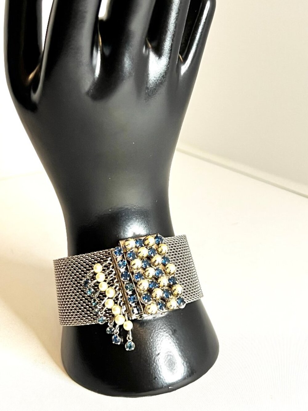 Elegant Vintage Silver-Tone Wide Mesh Cuff Bracelet